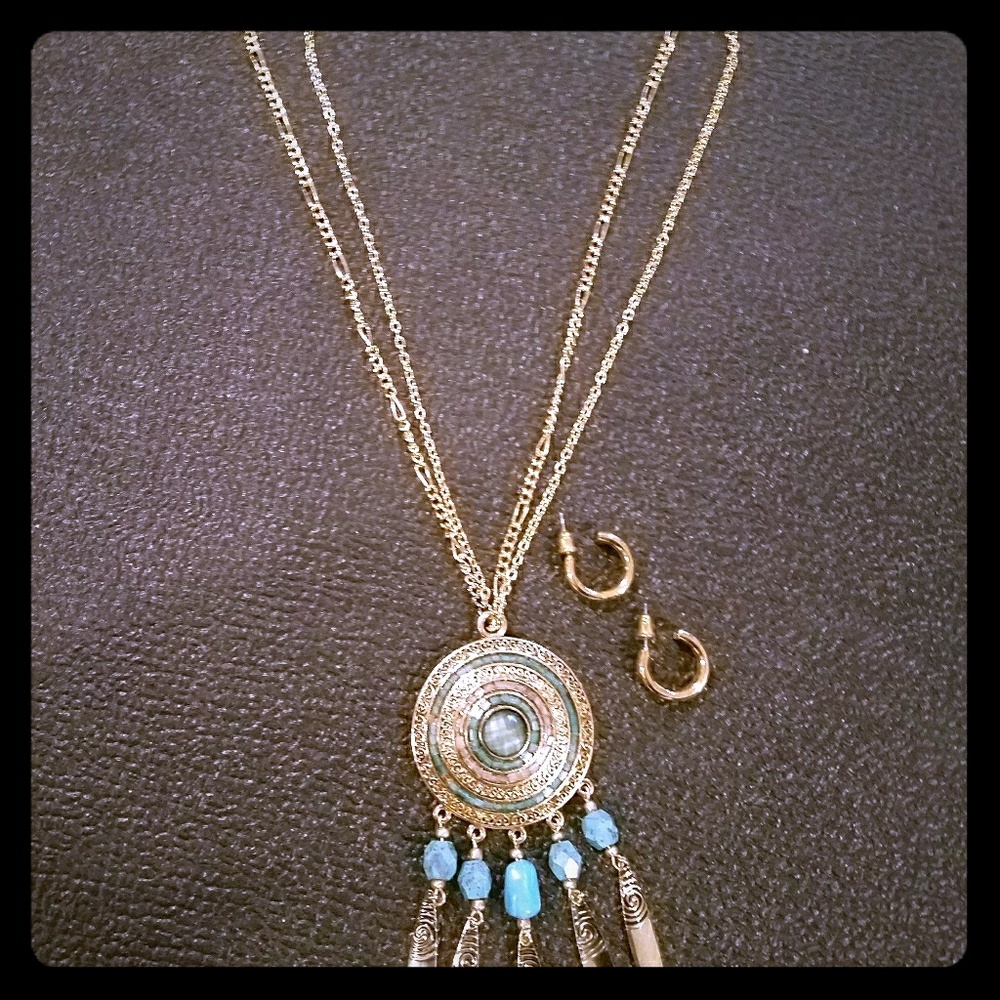 necklace with free earrings